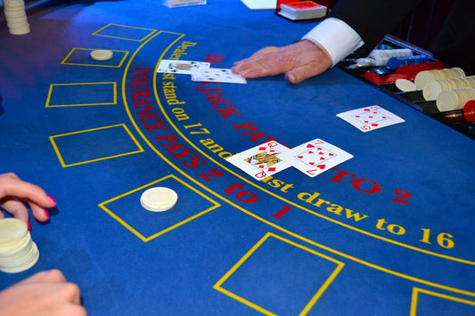 The Ultimate Guide to Home Poker Table Selection For 2022